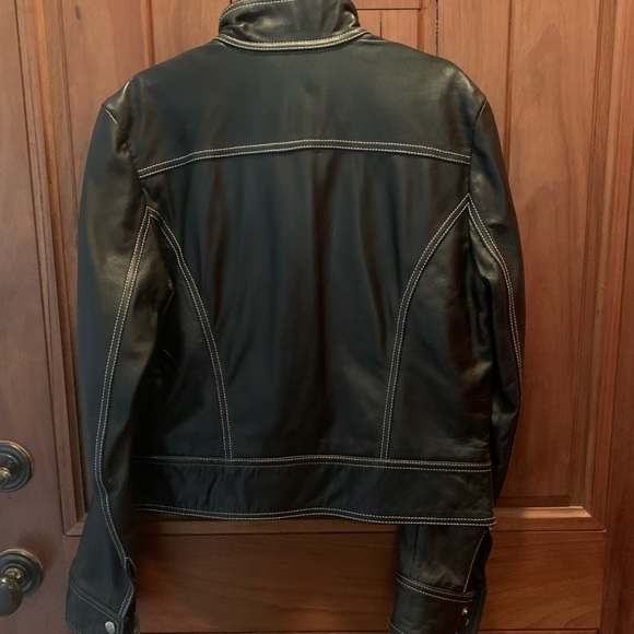 Beautiful butter soft leather Michael Kors jacket! - Picture 3 of 3